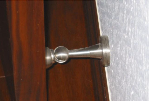【電磁門吸器】木門門吸怎么安裝？安裝在什么位置好？