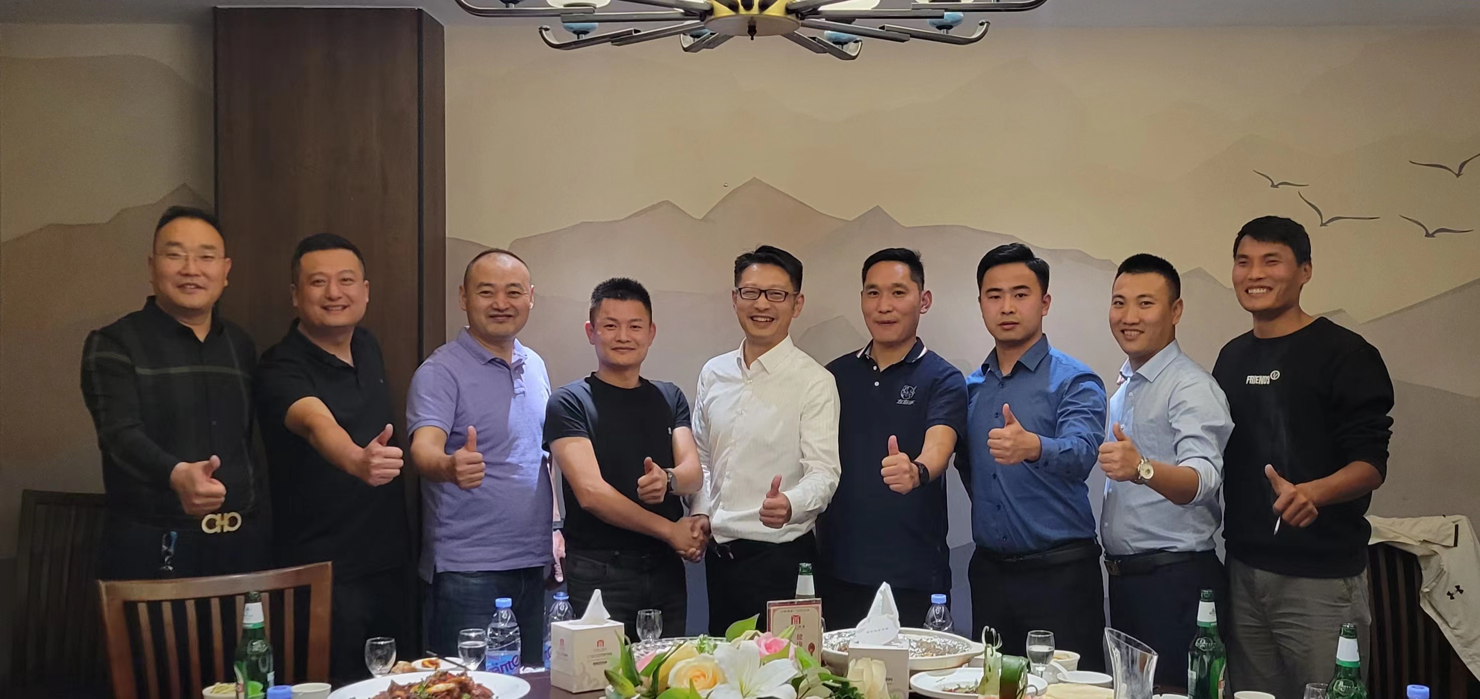 左右手的又一步奮進(jìn)，沖擊山東市場！